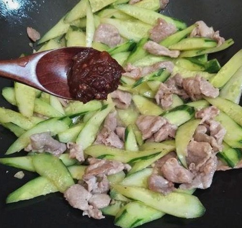 她的崛起：国产美女在舞台上的精彩瞬间